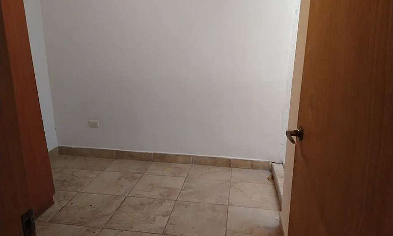 Apartamento Cerca A ...