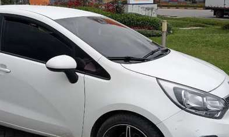 Kia Río Spice 2015...