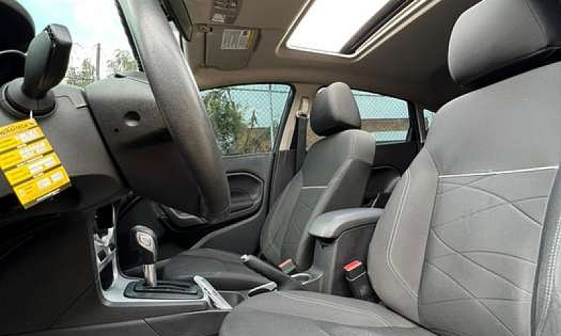 Vendo Ford Fiesta 20...