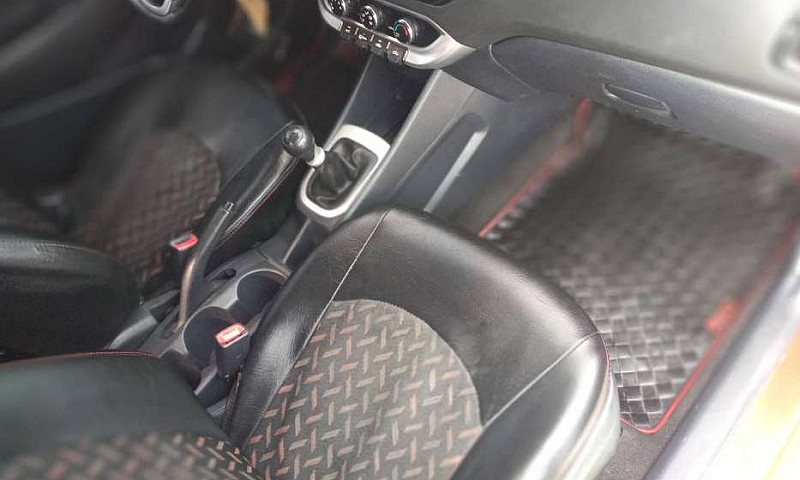 Kia Rio Spice 1.2...