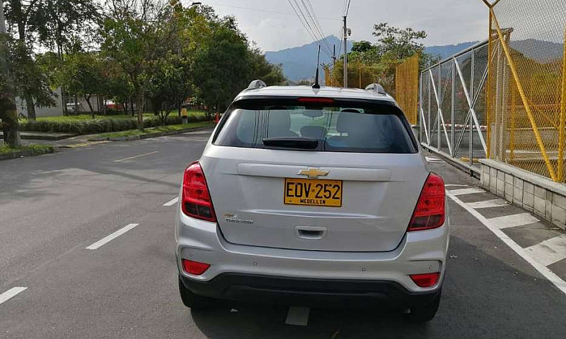 Chevrolet Tracker Ls...