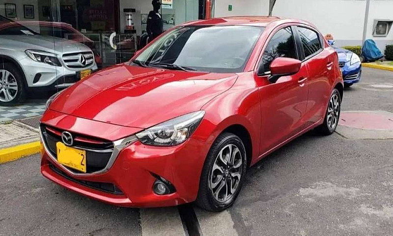 Mazda 2 Sport Grand ...
