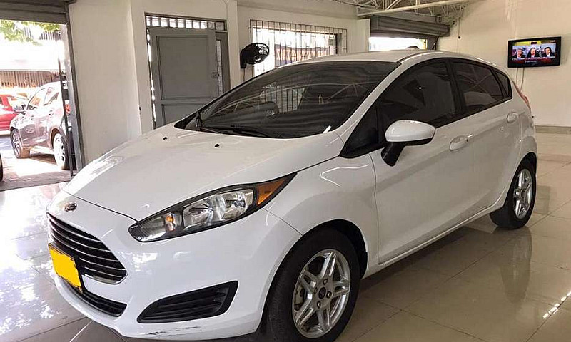 Ford Fiesta 1.6 Auto...