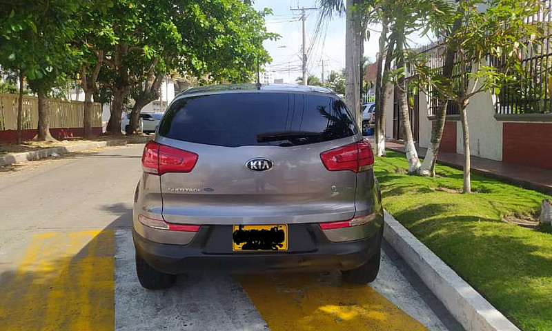 Vendo Kia Sportage R...