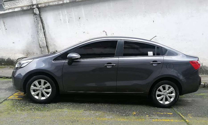 Se Vende Hermoso Kia...