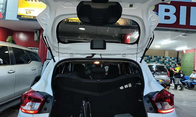 Renault Kwid Zen...