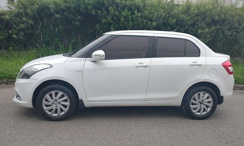 Suzuki Swift Dzire 2...