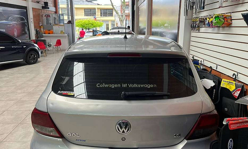 Volkswagen Gol...