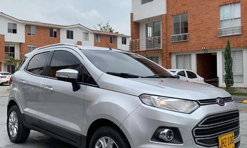 Ford Eco Sport Titan...