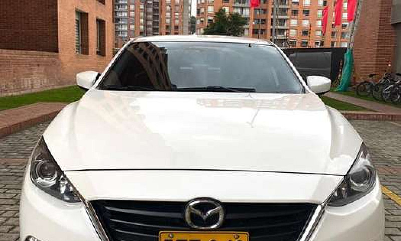 Vendo Mazda 3 2015...