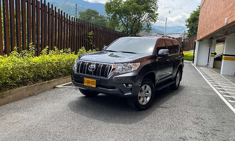 Toyota Prado Txl 2.8...