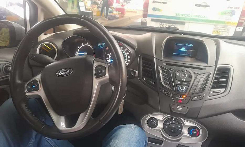 Ford Fiesta Se 2016...