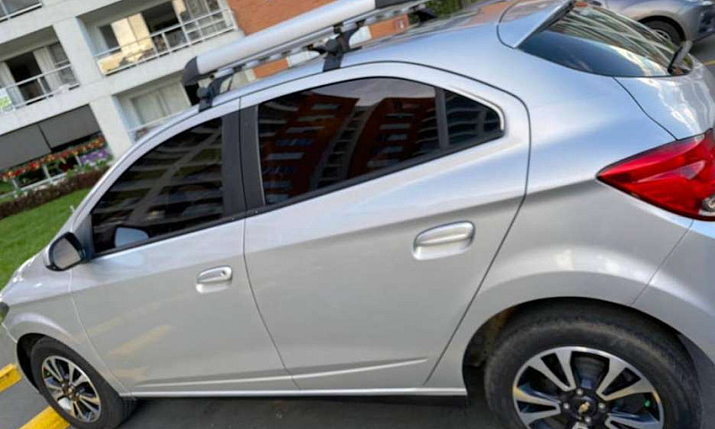 Chevrolet Onix Ltz E...