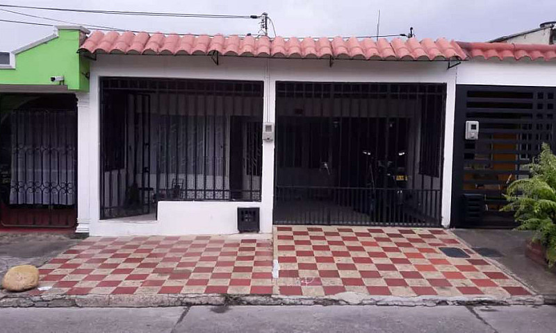 Casa Más Apartaestud...