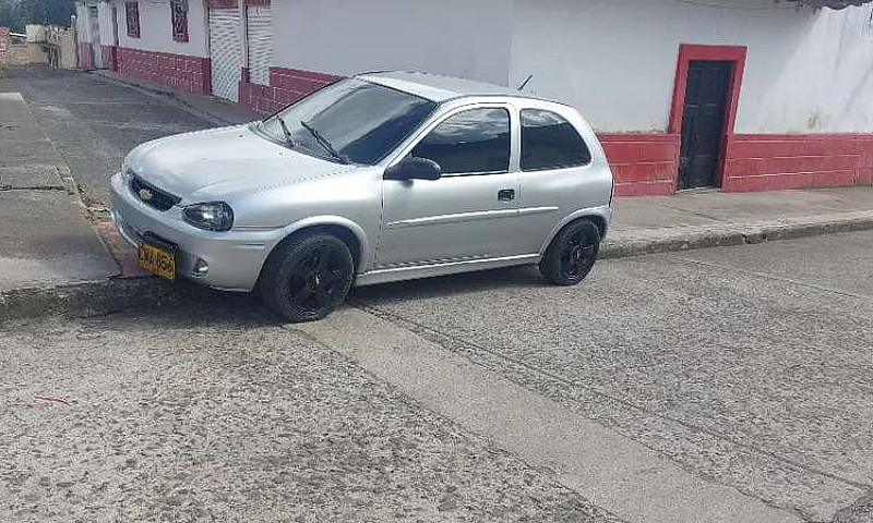 Corsa Active...