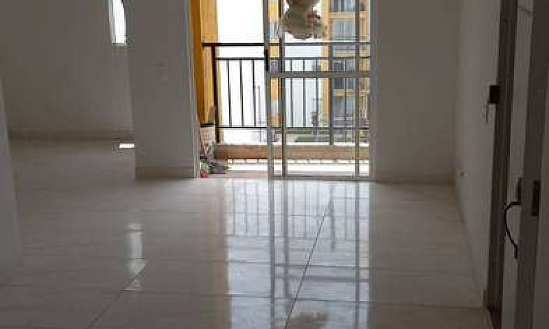 Arriendo Apt Solares...