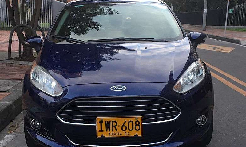 Se Vende Ford Fiesta...