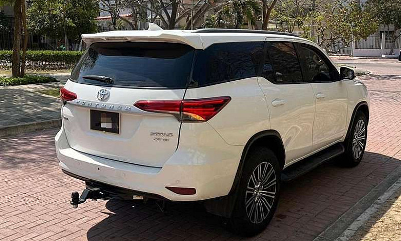 Toyota Fortuner 2017...