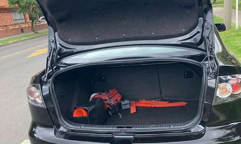 Mazda 3 Negro En Exc...