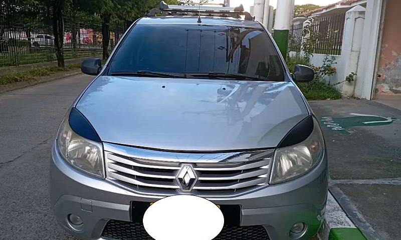 Renault Sandero 2009...