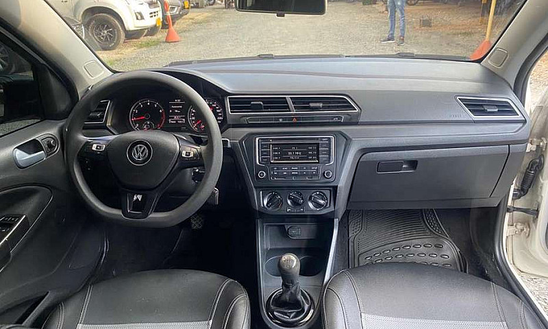 Volkswagen Gol...