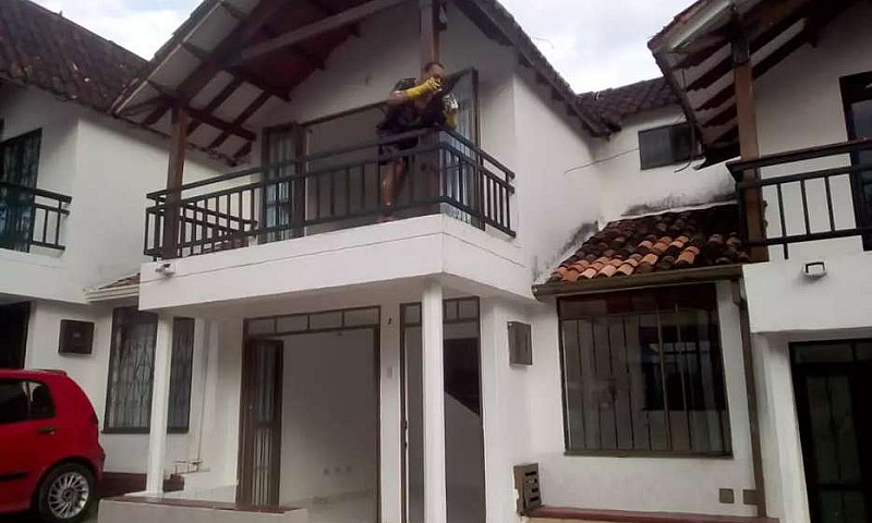 Casa Conjunto Cerrad...