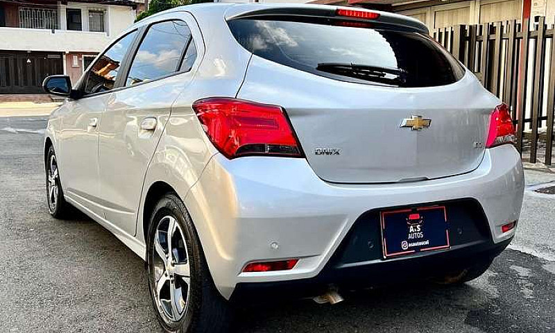 Chevrolet Onix Ltz A...