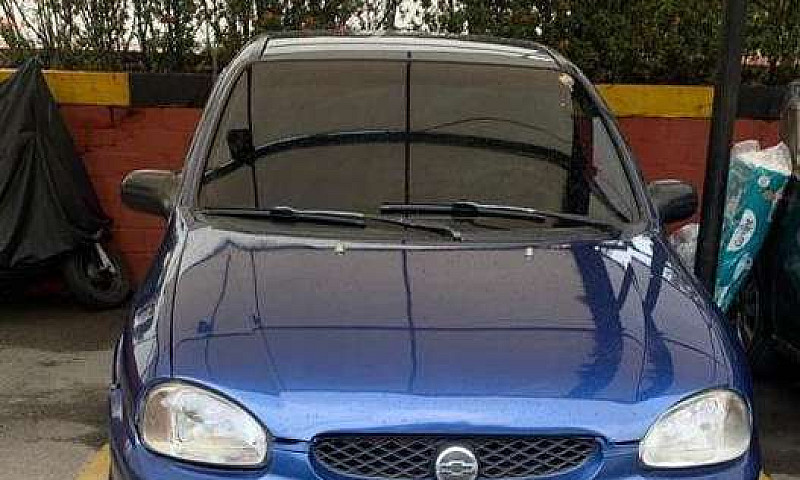 Vendo Corsa Active...