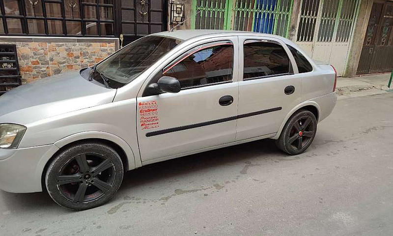 Corsa Evolution 2006...