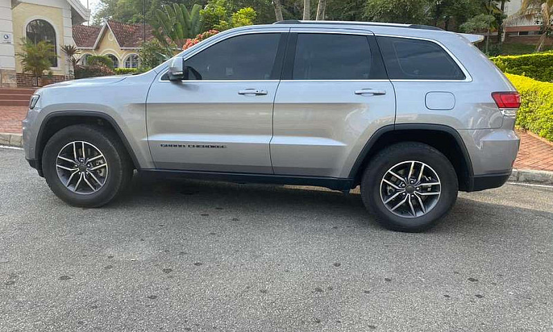 Jeep Grand Cherokee ...