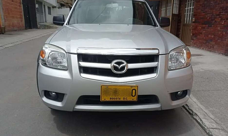 Camioneta Mazda Bt 5...