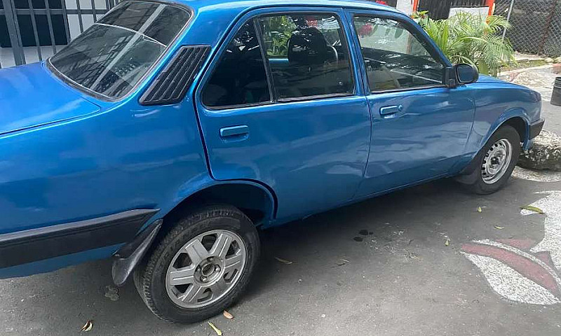 Se Vende Chevette...