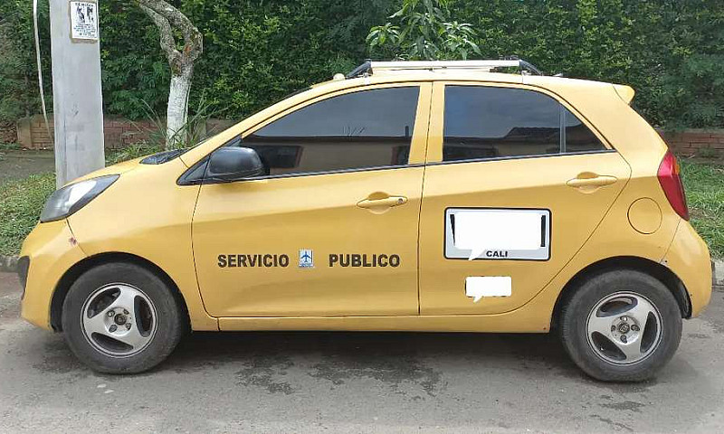 Taxi Modelo 2013...