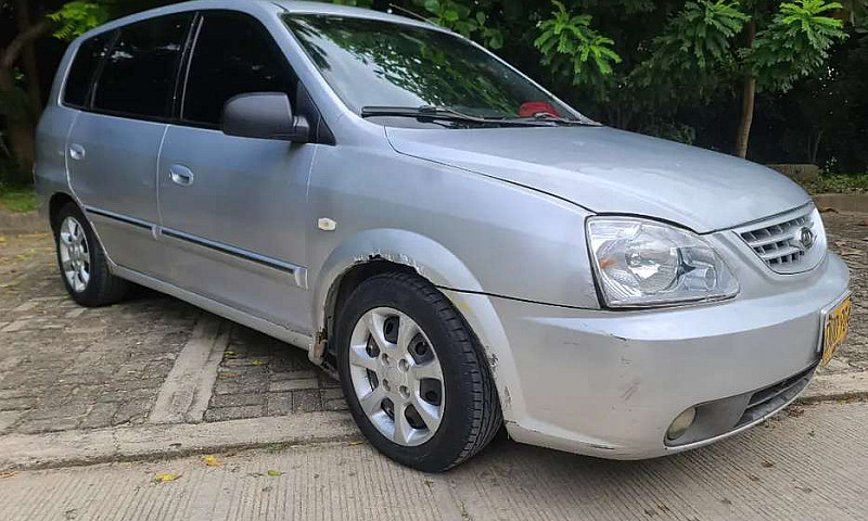 Kia Carens Lx 2007...