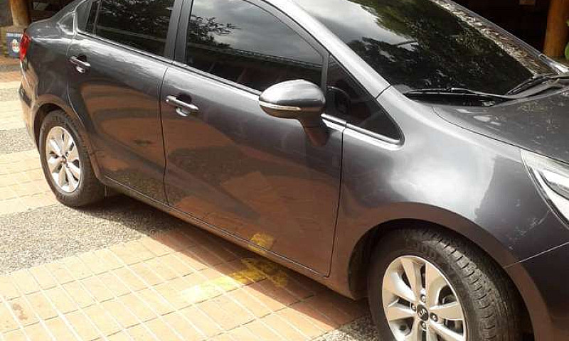 Venta De Kia Rio Spa...