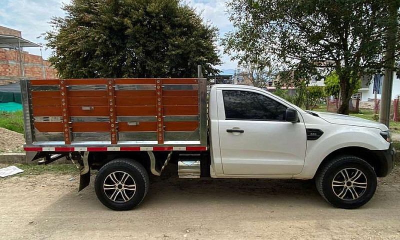 Ford Ranger 2.2 Esta...