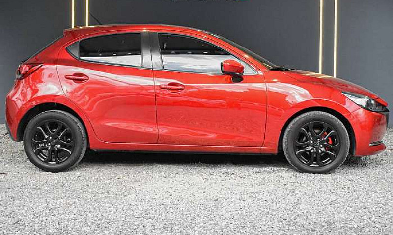 Mazda 2 Grand Tourin...