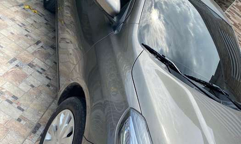 Nissan Versa Modelo ...