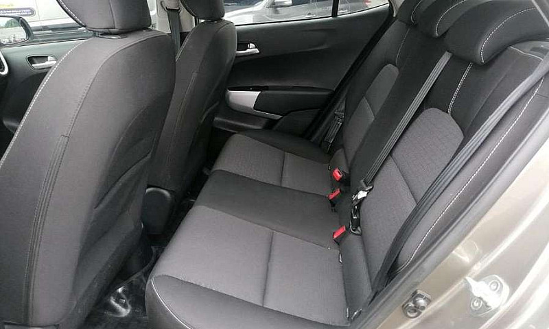 Vendo Kia Summa 2017...