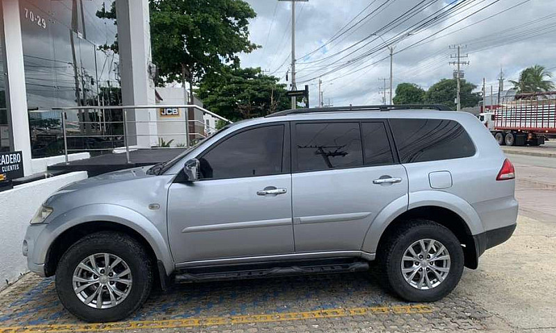 Mitsubishi Nativa Di...
