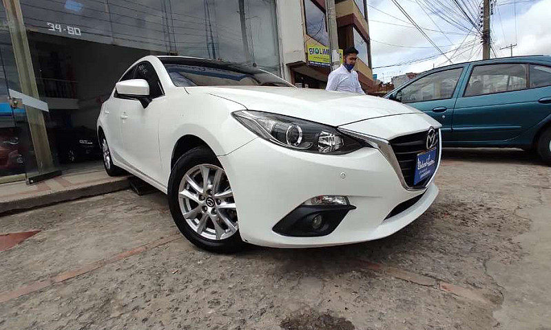 Mazda 3 Touring...