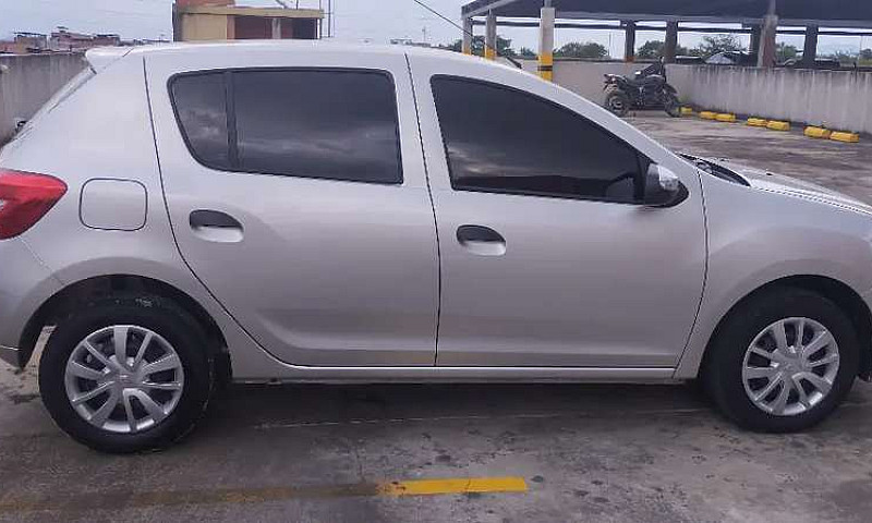 Vendo Renault Sander...