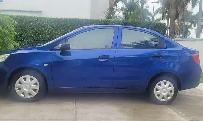 Vendo Chevrolet Sail...