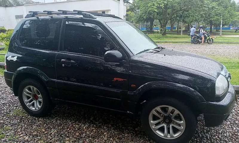 Vendo Grand Vitara S...