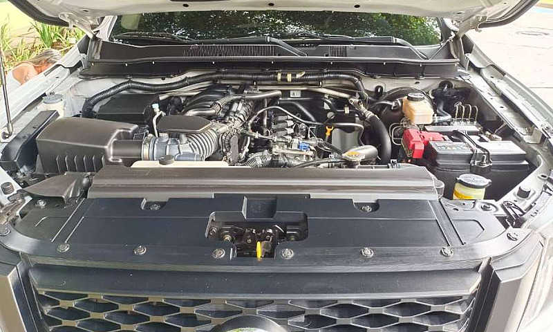 Nissan Frontier Saba...