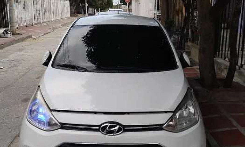 Vendo Gran I10 Sedan...