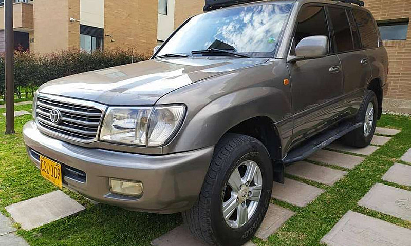 Toyota Sahara Land C...