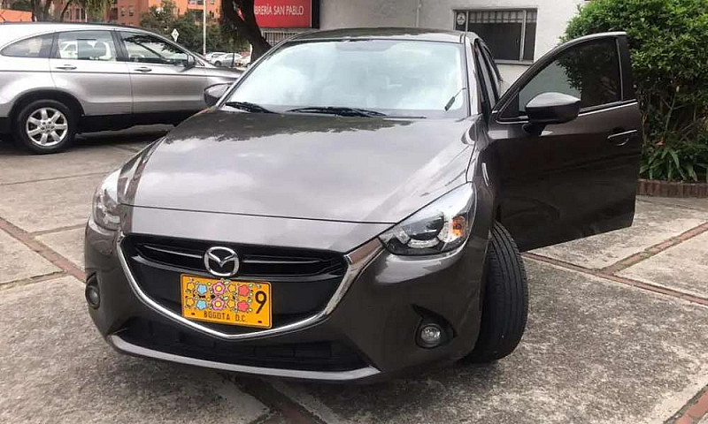 Vendo Mazda 2 Grand ...