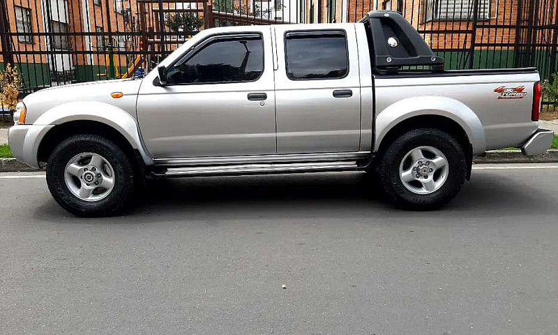 Nissan Frontier 3.0 ...