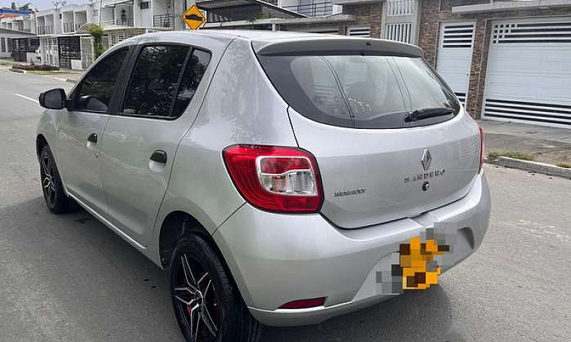 Renault Sandero 2017...